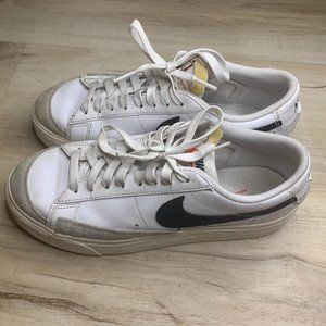 Nike Platform Blazers Size 8